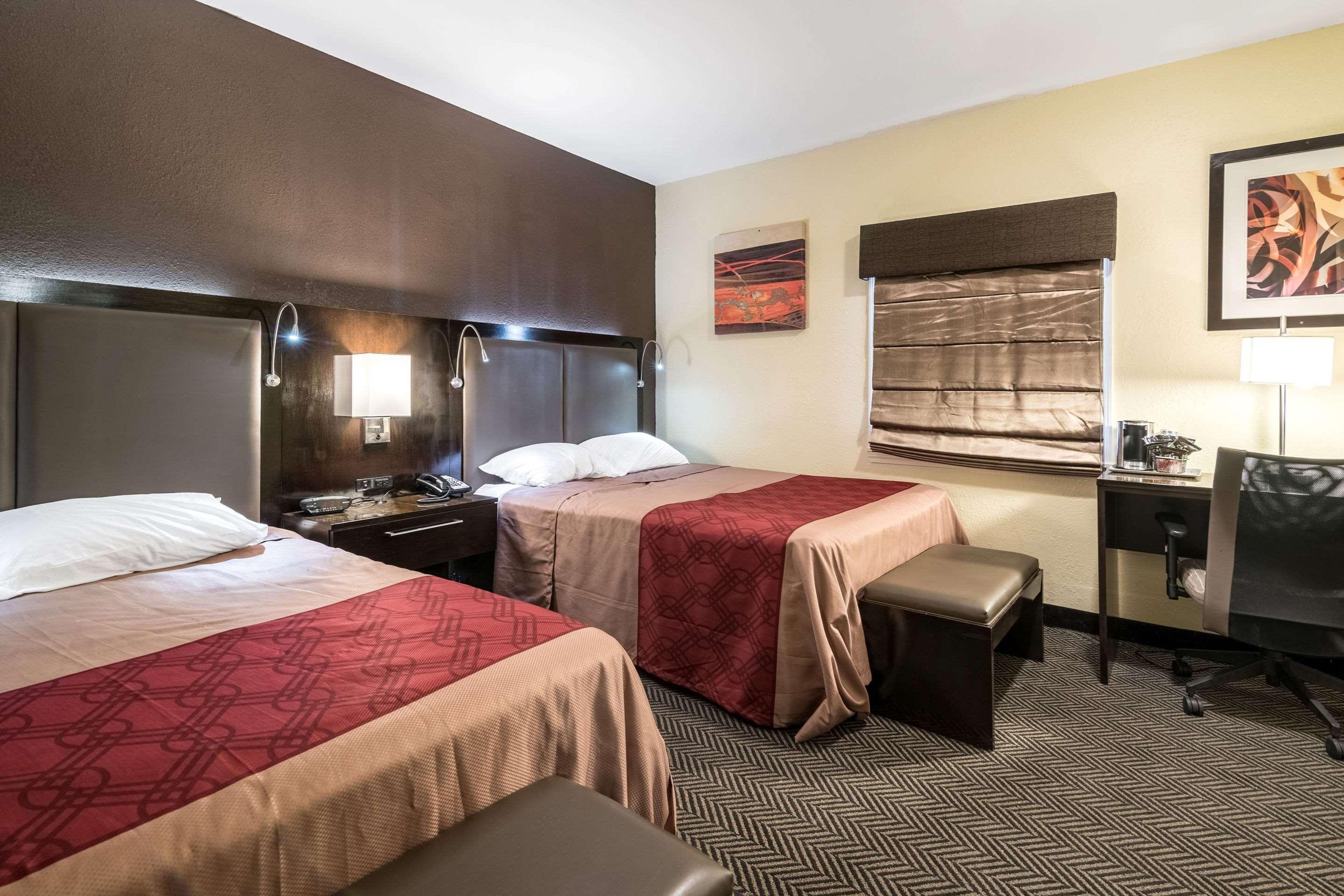 Econo Lodge Rutland City Near Hwy 7 Dış mekan fotoğraf