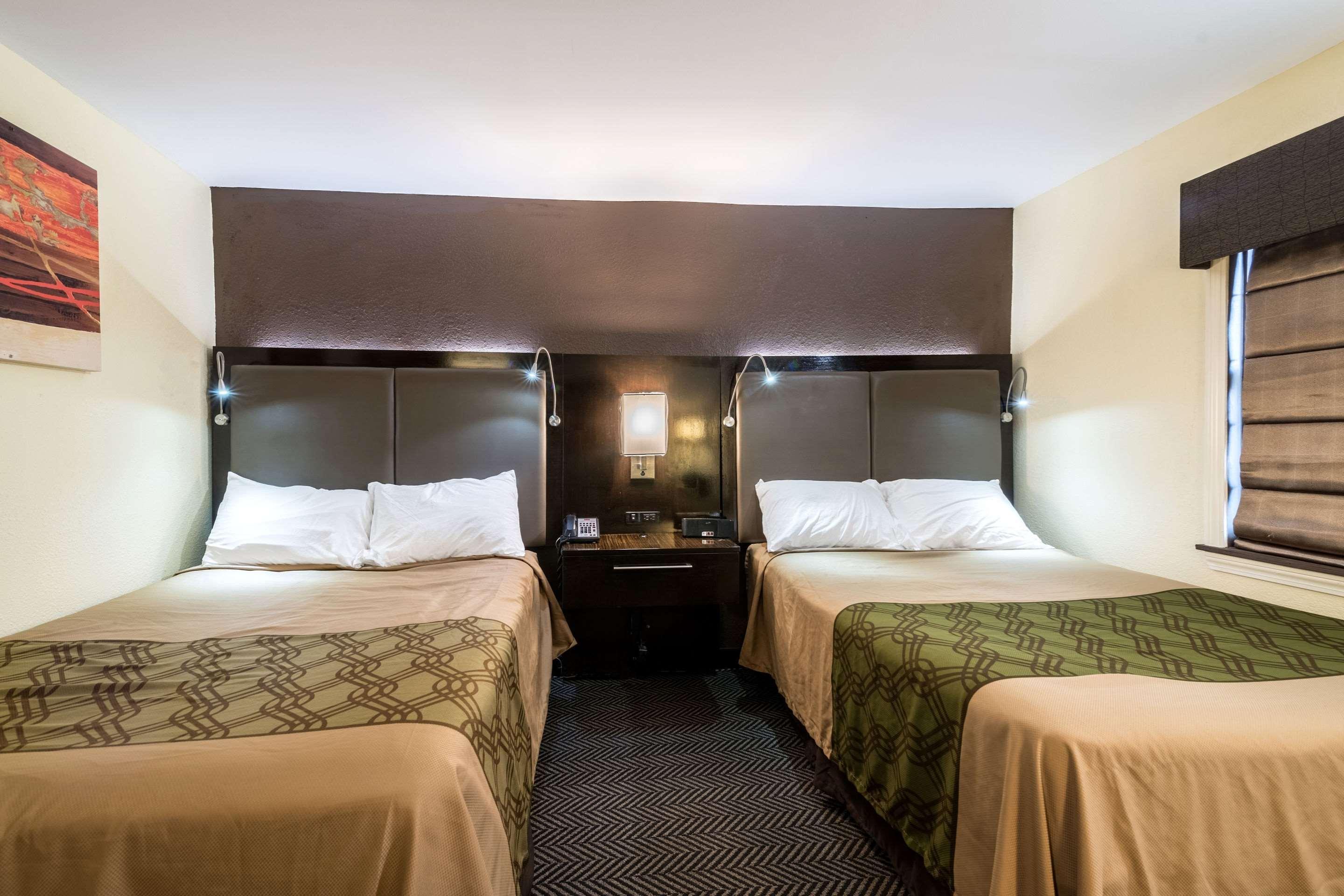 Econo Lodge Rutland City Near Hwy 7 Dış mekan fotoğraf