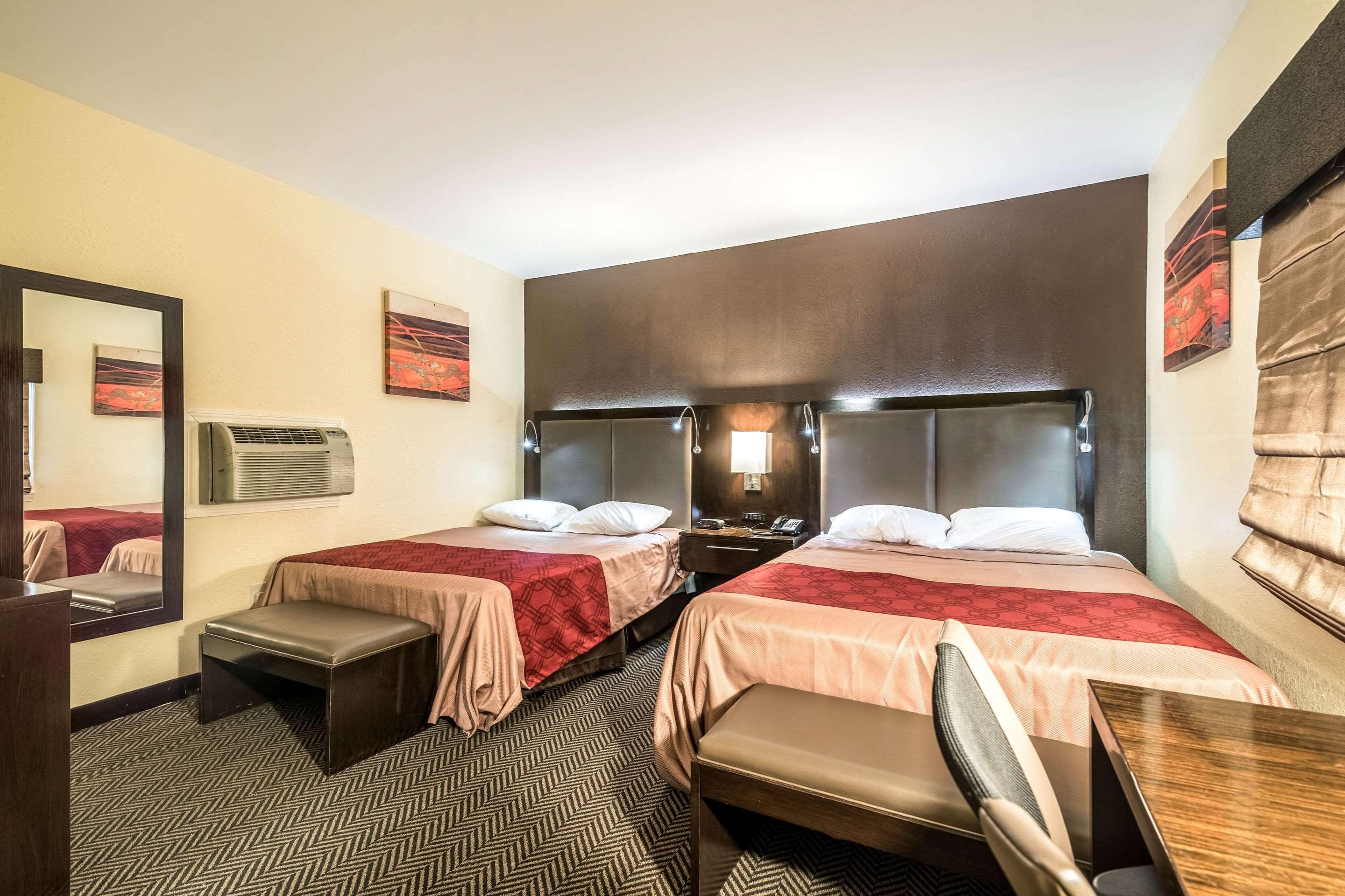 Econo Lodge Rutland City Near Hwy 7 Dış mekan fotoğraf