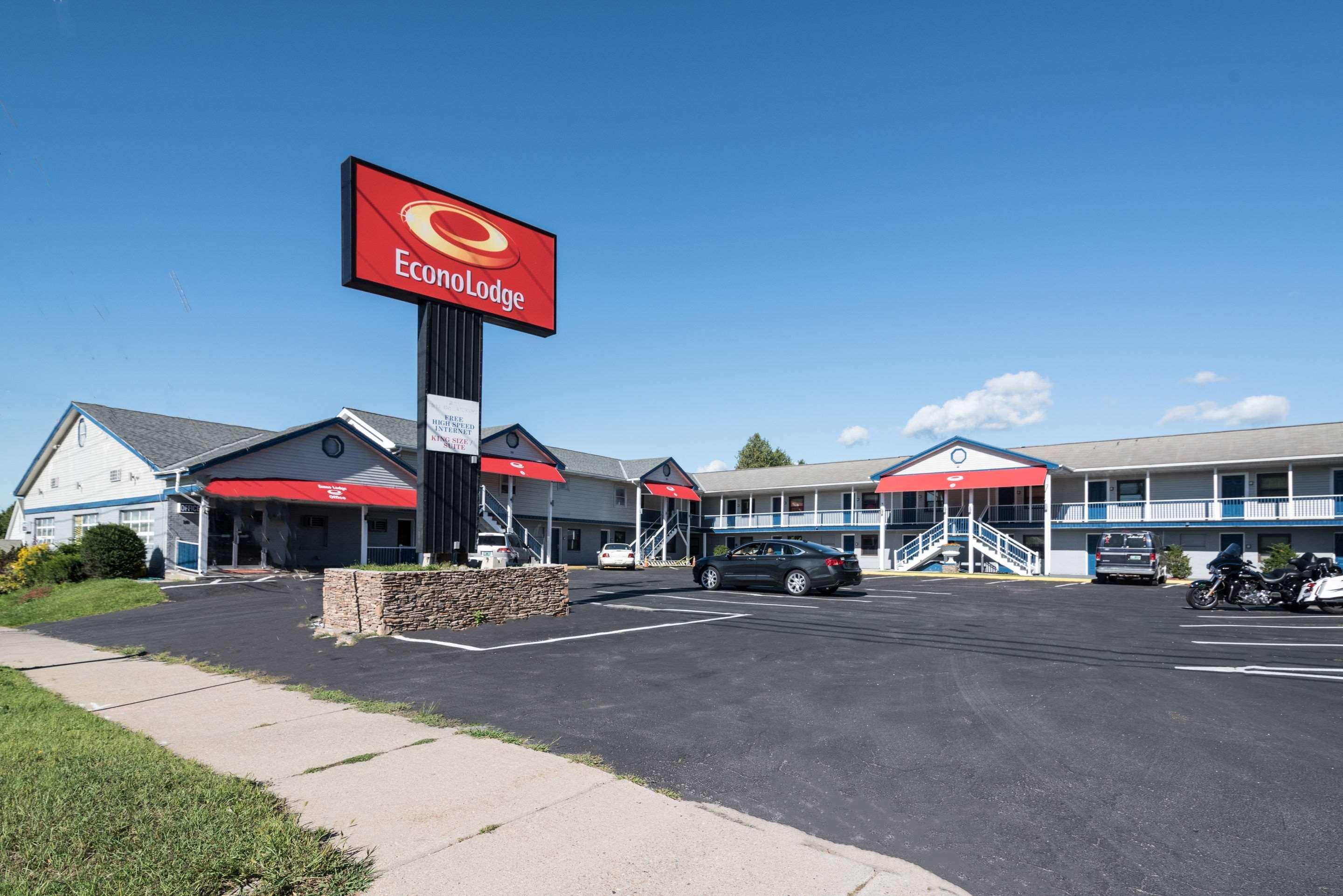 Econo Lodge Rutland City Near Hwy 7 Dış mekan fotoğraf