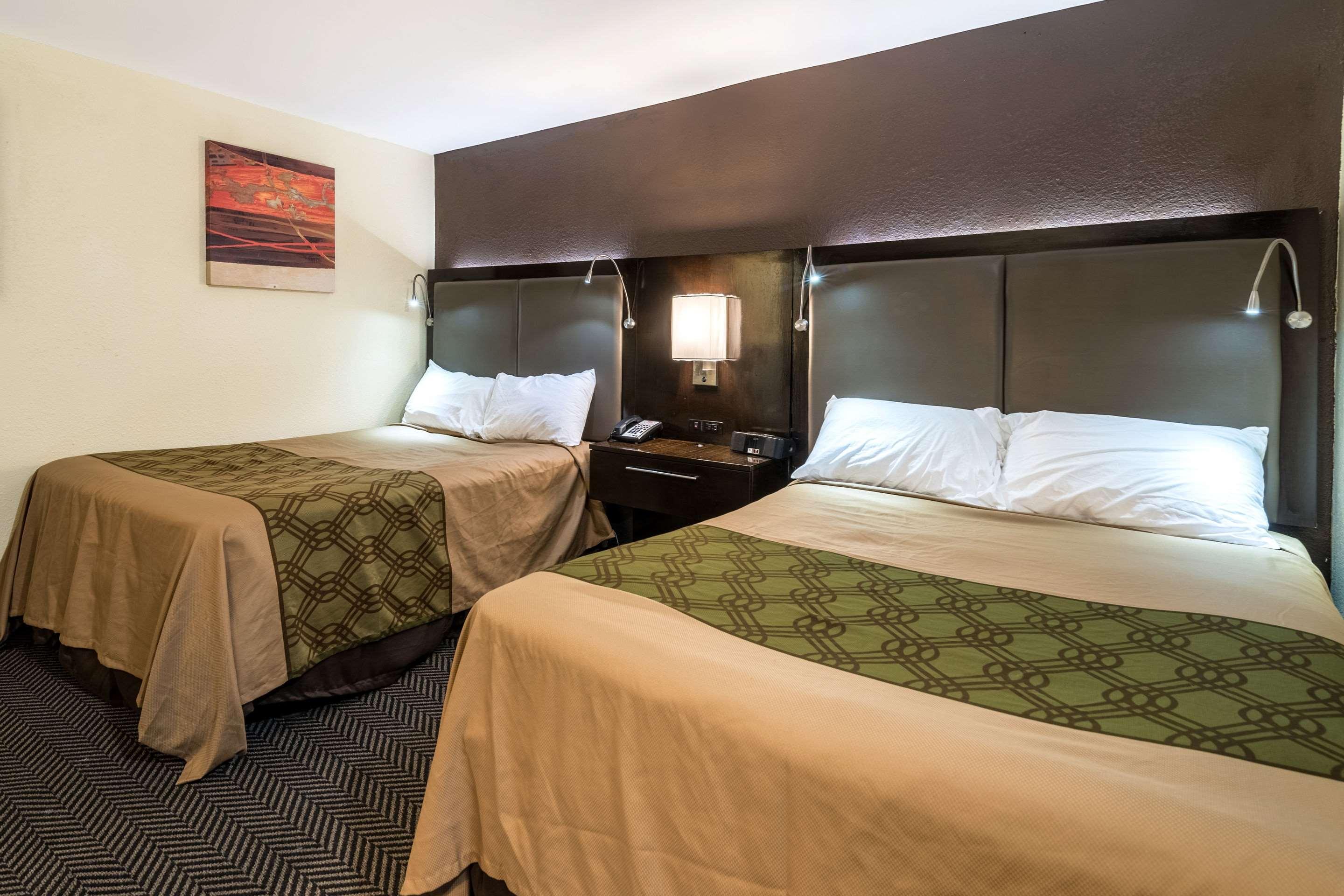 Econo Lodge Rutland City Near Hwy 7 Dış mekan fotoğraf
