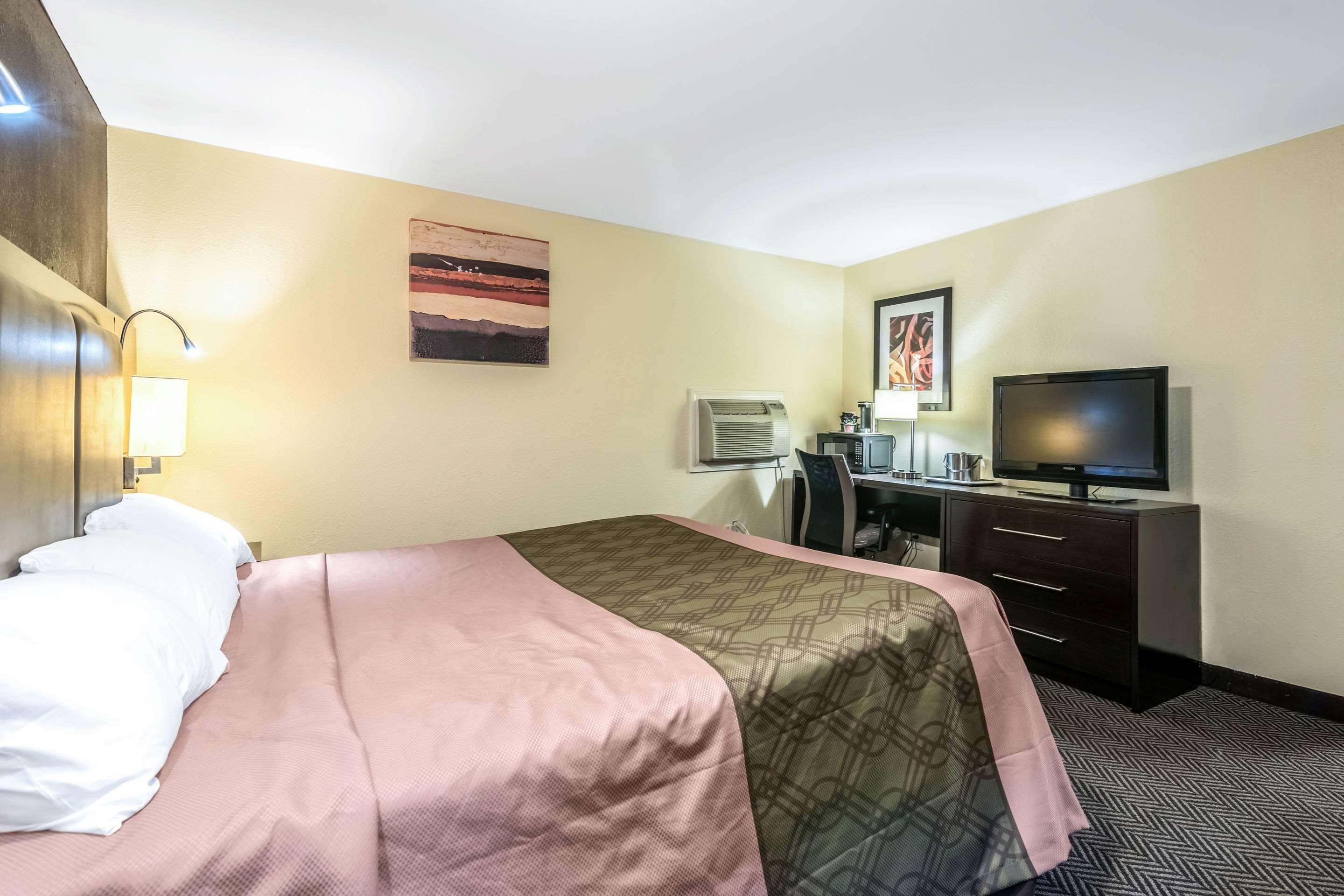 Econo Lodge Rutland City Near Hwy 7 Dış mekan fotoğraf